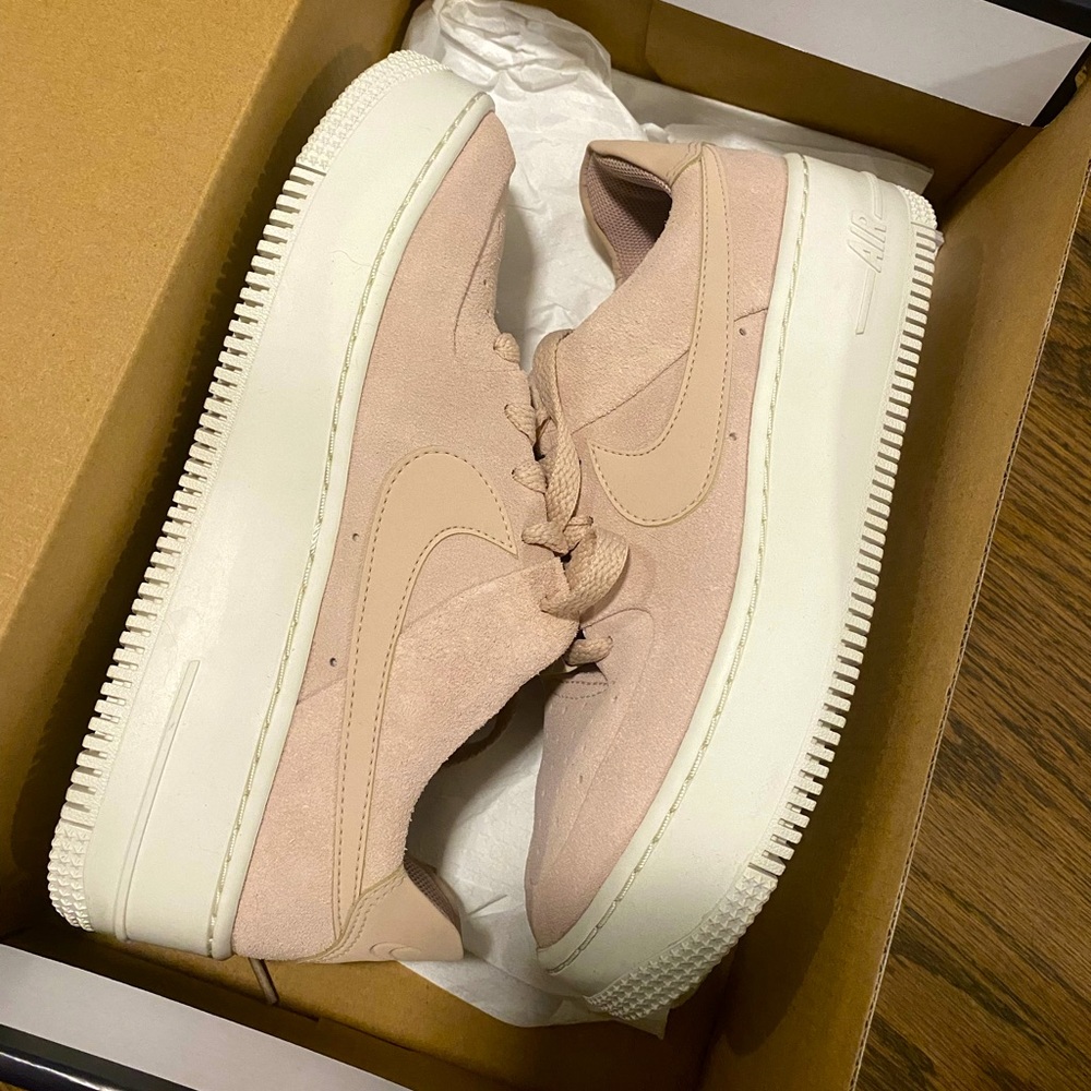 Nike Air Force 1 Sage Low Women's Shoe